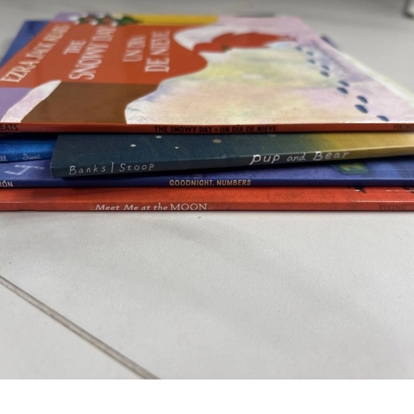 Children's Book Collection - Picture 5 of 5